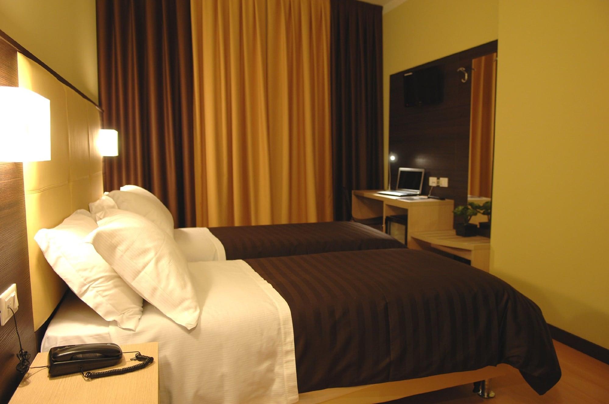 Hotel Alverì Mestre Esterno foto