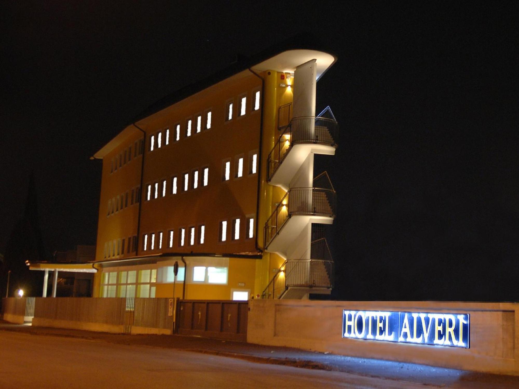 Hotel Alverì Mestre Esterno foto